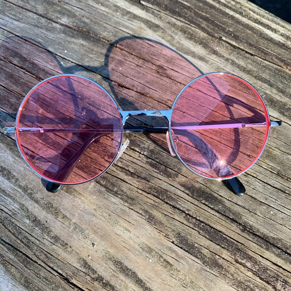 cute chick pink sunglasses!!💕💕